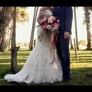 Maggie Sottero “Debbie” size 10 Wedding dress